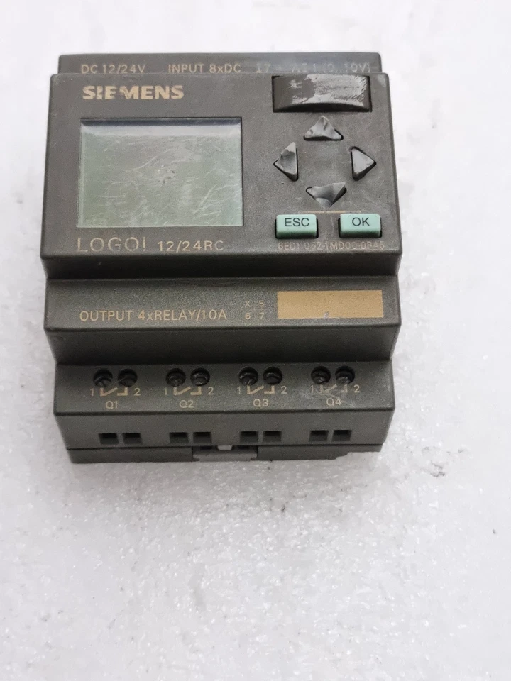 USED SIEMENS 6ED1052-1MD00-0BA5 LOGO PLC MODULE 12/24RC 12/24VDC (MINOR DAMAGED)